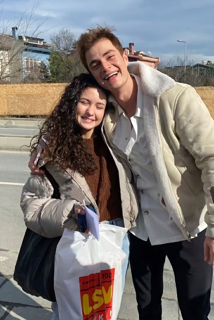 koala recmel de bi başka guzel ya

AşkaEsir AyBer