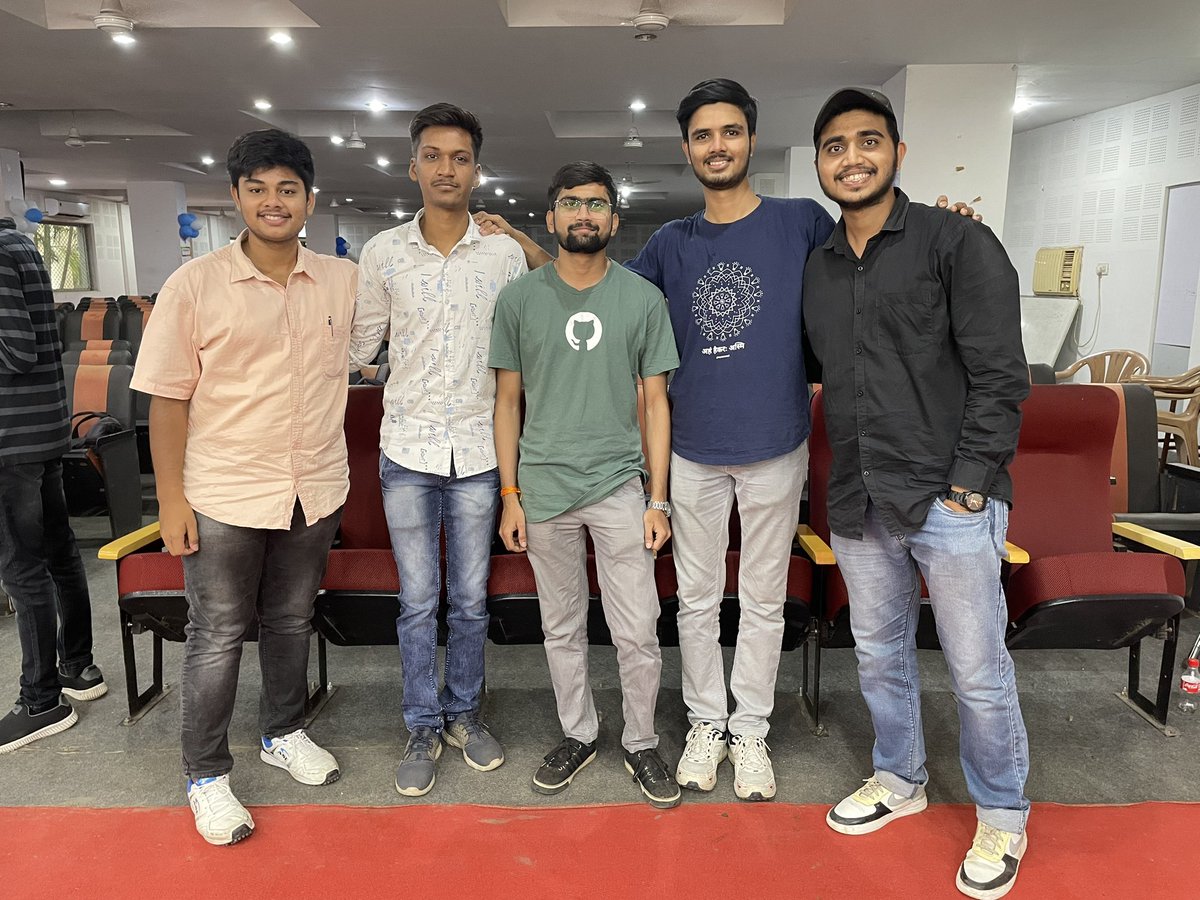 Ayush_7477's tweet photo. An amazing initiative by @hackthisfall .
Got to meet some amazing peopleโจ
@carrycooldude @siddharth_hacks @ashish11chawda @vedantstwt
#HTFMeetups #HTFRaipur https://t.co/qGdC4l8OL5