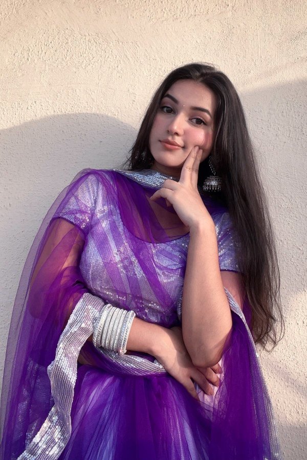 FyRL-eVaYAAu4zS?format=jpg&name=900x900