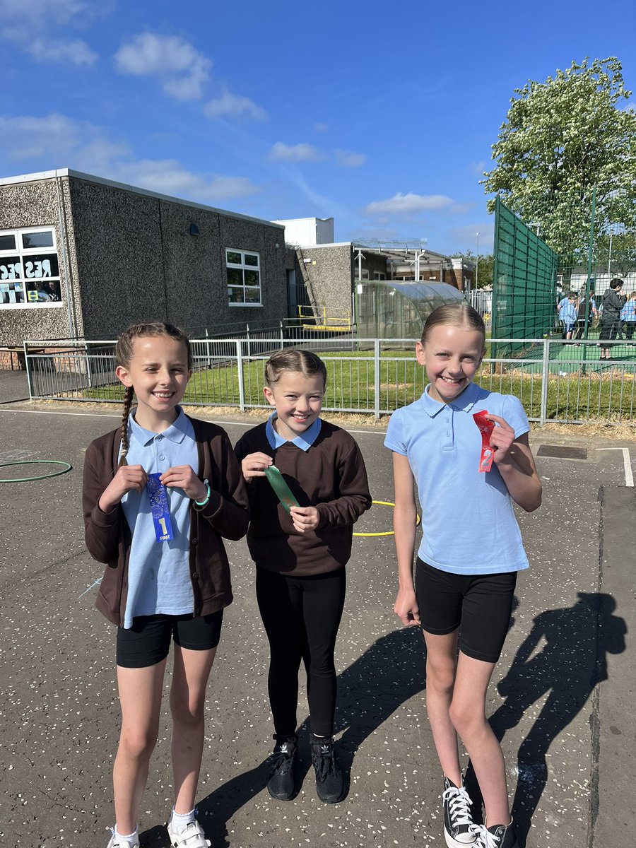 Miss_Castle7's tweet photo. Well sports day was a great success! P5 had the best time! Some snap shots from the races https://t.co/aSWNYM1oV0