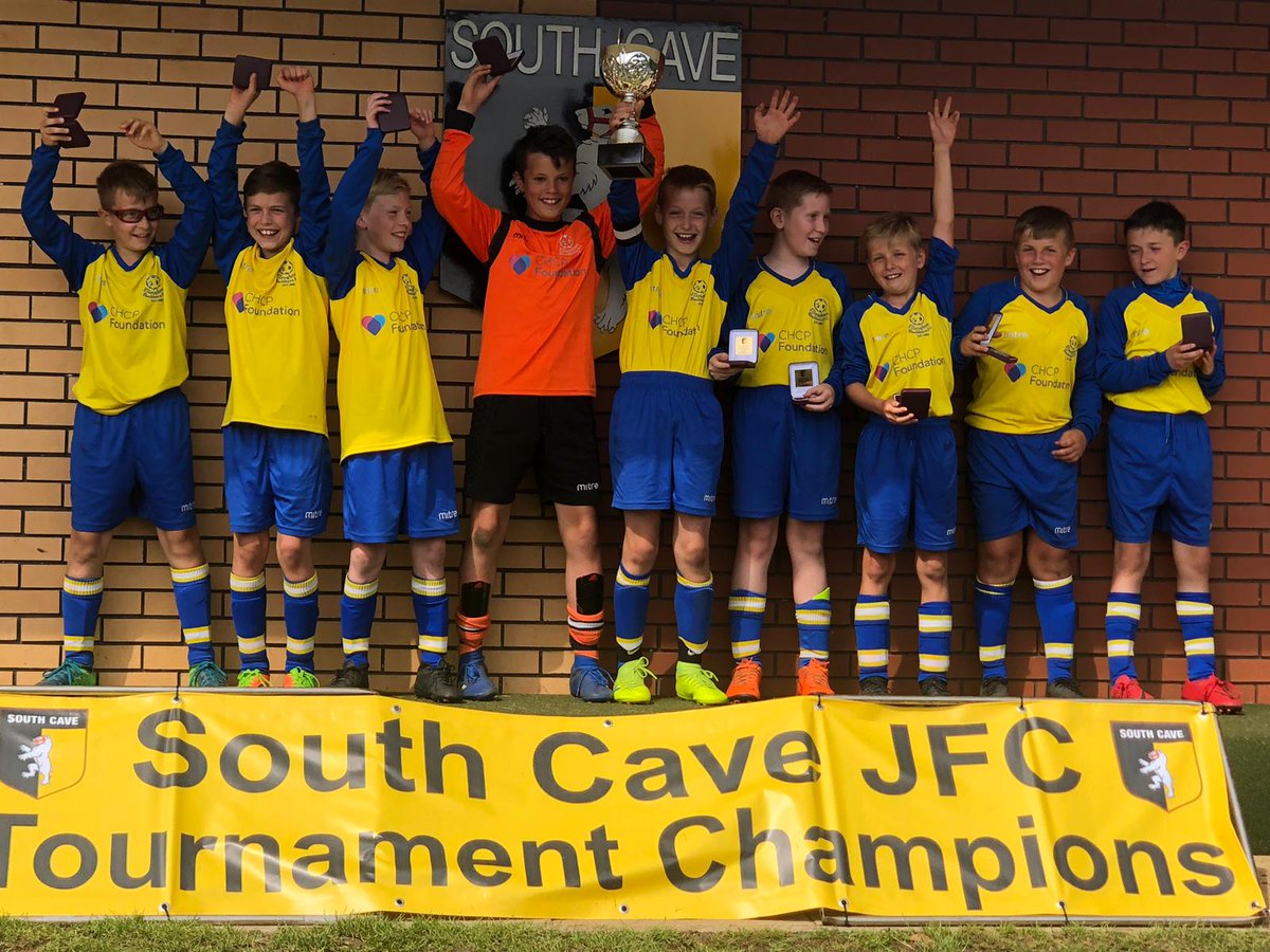 EBFC_u16blues's tweet photo. We look forward to another day of⚽ tomorrow.

We have a enjoyed, many successful years at our close neighbours annual Tournament. To what will be our last summer outing @SCFCJuniors  ⚽🟡⚫

Bring the sun cream &amp; plenty of 🥤🧃🧊 as the forecast is 🌞🌞🌞

⚽🔵🟡@EBFCJuniors https://t.co/EijlaIBkNL