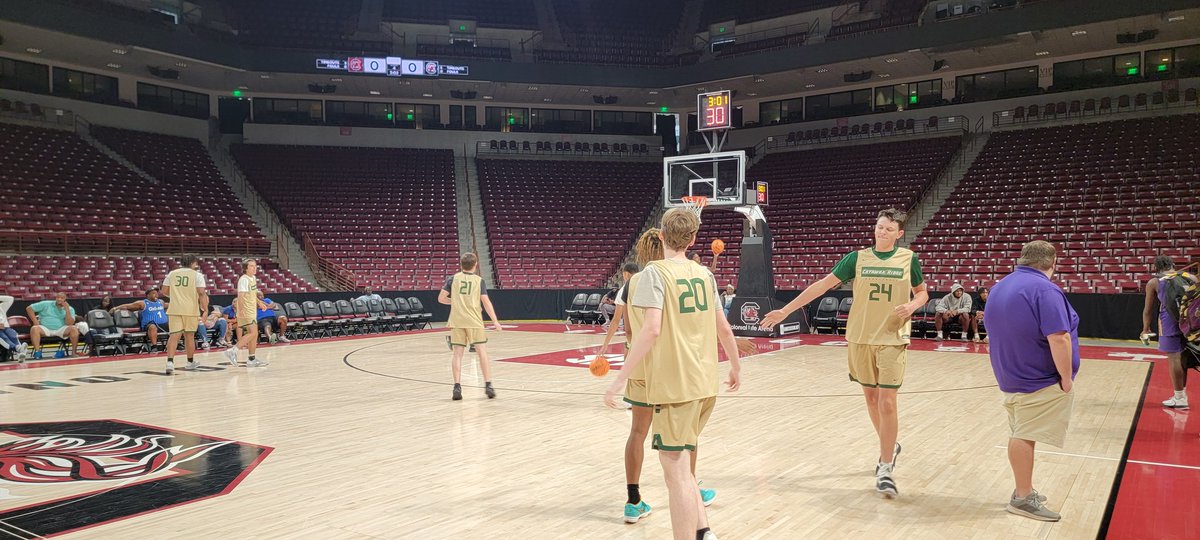 The #Ridgeboys had a very good day yesterday at the USC Team Camp. It's been great to get back to work this summer w/our returners &amp; our new faces.  

And it was very cool for our players to get the chance to play in Colonial Life Center yesterday!  

More games ahead...