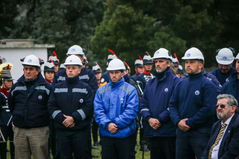 CTAABuenosAires's tweet photo. 🏭🇦🇷 #FANAZUL: hito de lucha y triunfo popular.
La CTA Autónoma presente en la reapertura de la fábrica militar de pólvora y explosivos cerrada por el macrismo.
https://t.co/LhTVaKskoN https://t.co/l55q6QwDKW