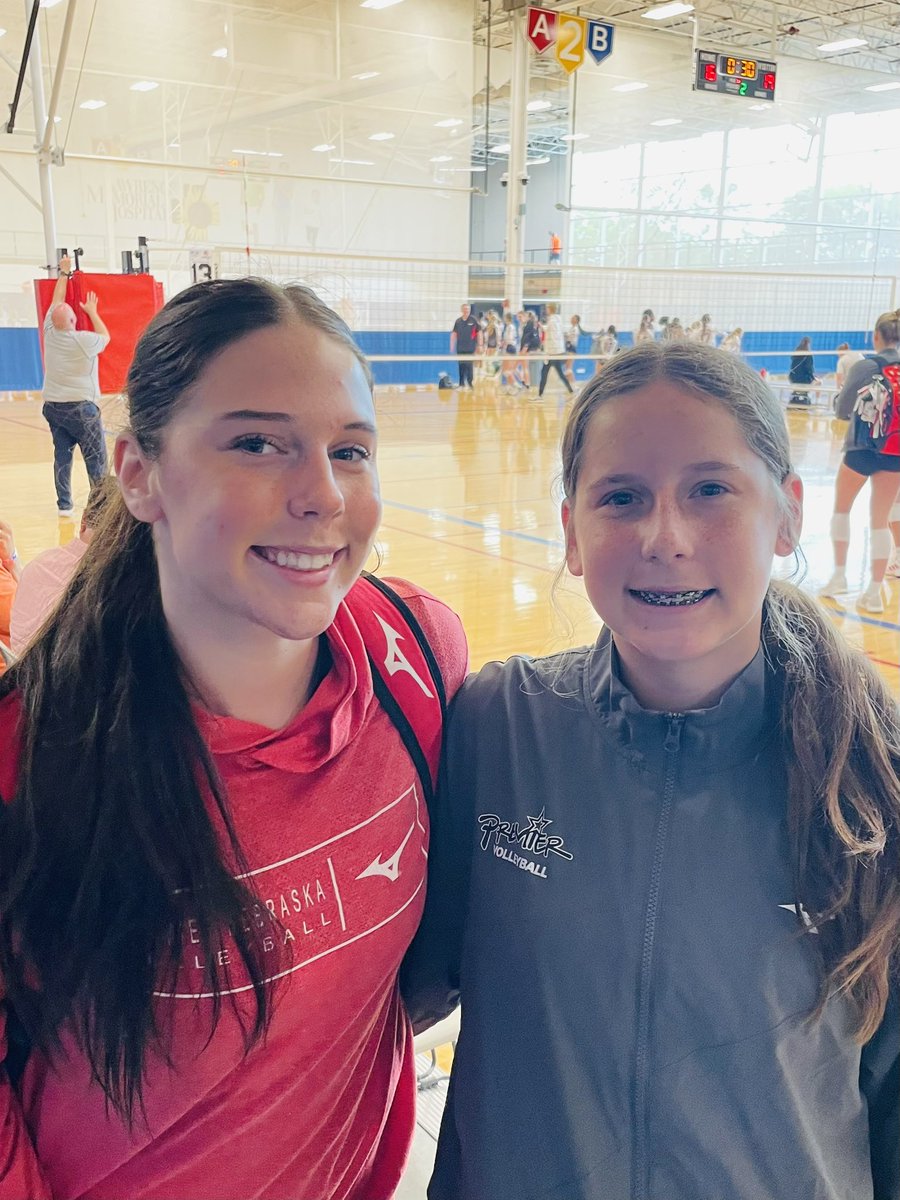 Spending my weekend with these two cuties ❤️🏐🖤 #GoPremier