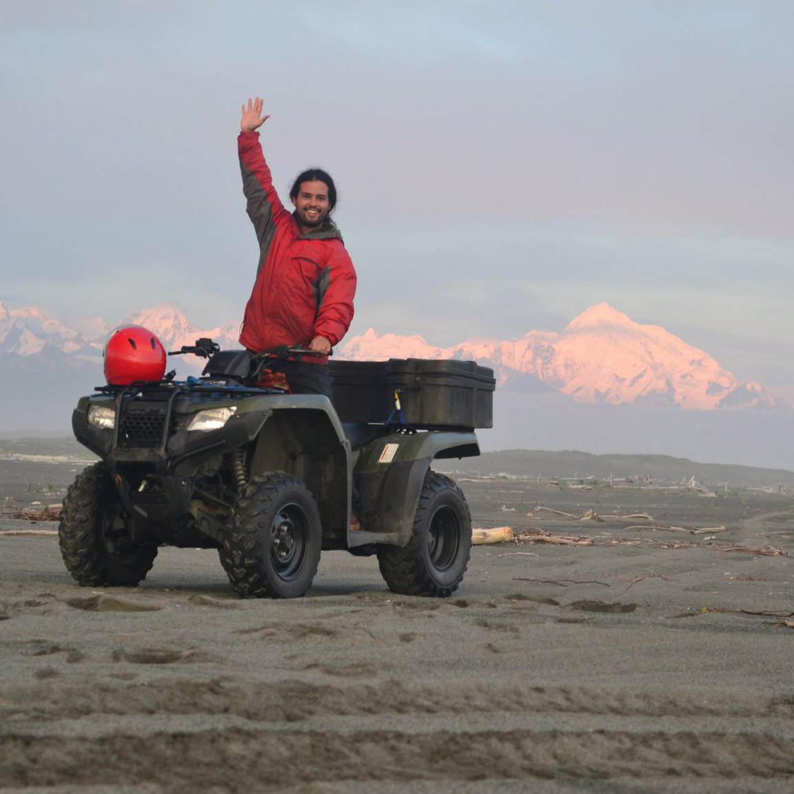 GlacierBayNPS's tweet photo. However you choose to do it, get out and enjoy the outdoors today, it's #NationalGetOutdoorsDay! How are you spending time outdoors today? Let us know in the comments! If you're seeking an adventure of a lifetime, plan your visit to Glacier Bay! https://t.co/VG5aP7ga2N https://t.co/ocwRF8SeaA