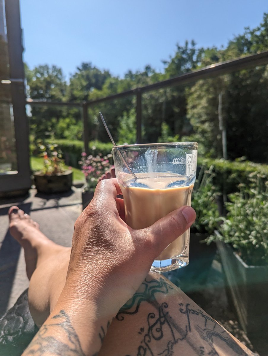 Life is good with a iced caramel latte with a twist in the sun ☀️#sunnyweather #baileys