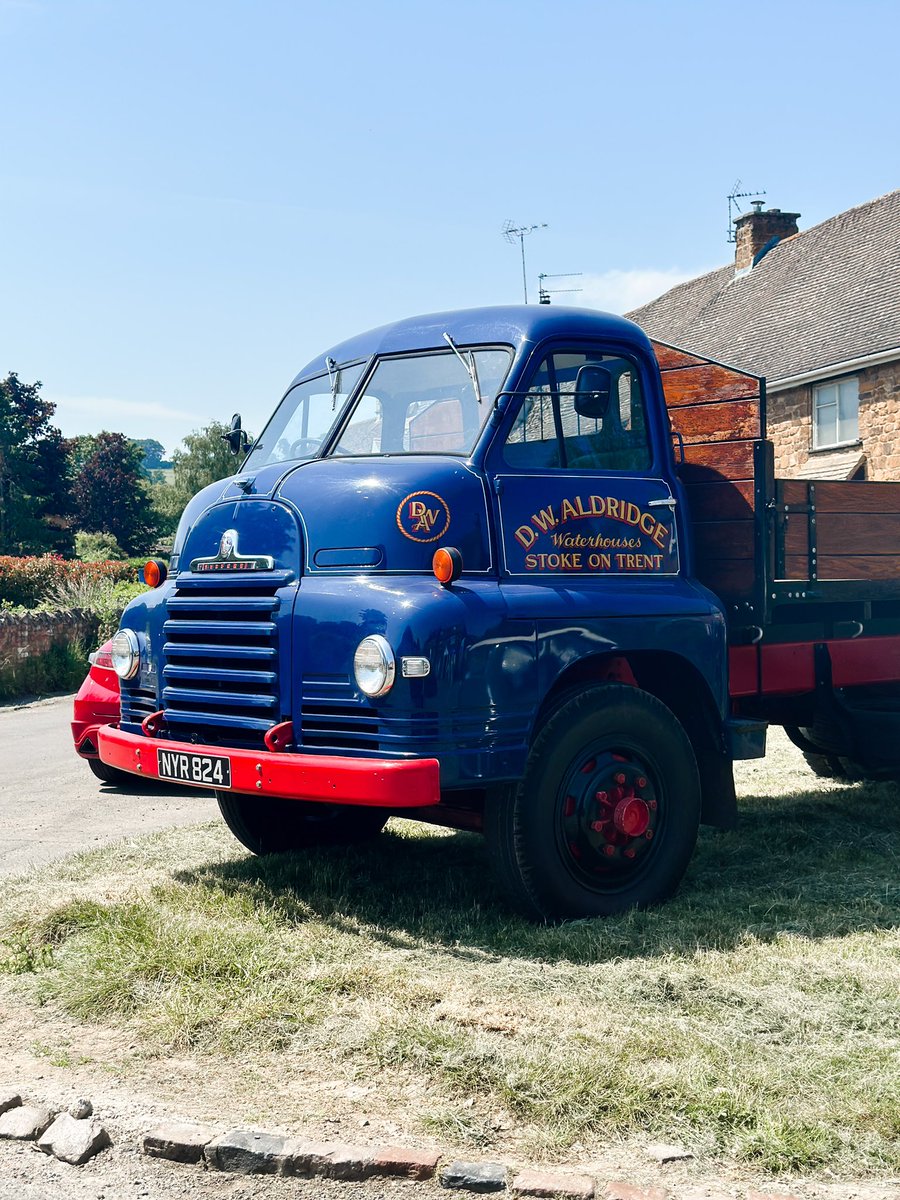 What a wonderful Car show today! Thank you to everyone that came down and enjoyed the sunshine with us. The drinks were flowing and the grill and hog roast went down a treat!