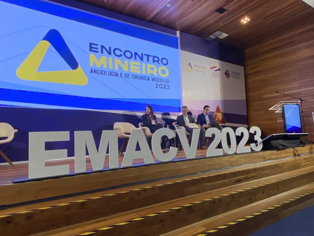 rodrigo_kikuchi's tweet photo. Hoje em Belo Horizonte no Encontro Mineiro de Angiologia e Cirurgia Vascular para conversar com meus amigos mineiros com duas apresentações de temas inéditos. E também comemorar os 70 anos da @sbacvmg https://t.co/JJbE7MZSsD