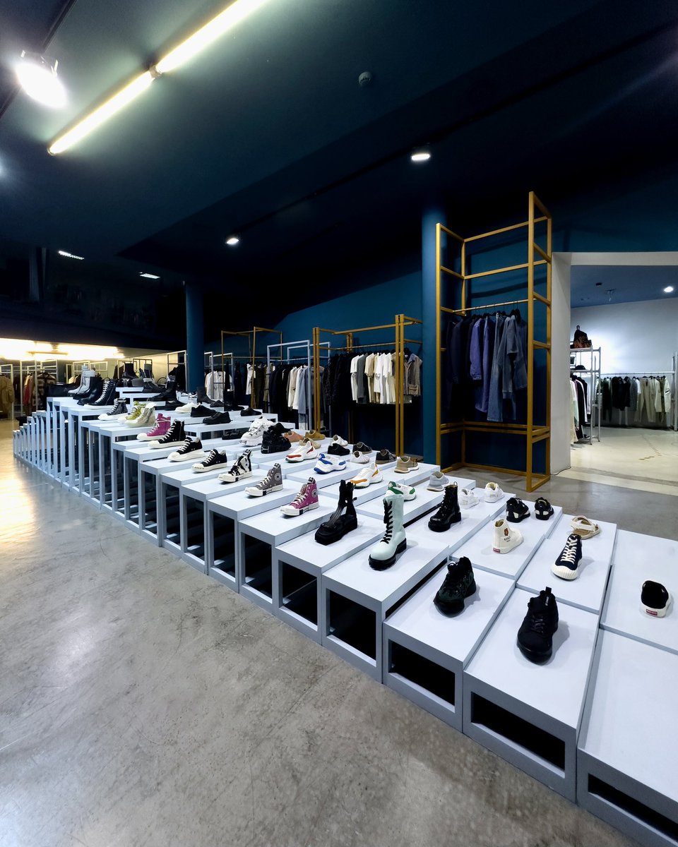 wrongweather's tweet photo. Shop SS23 SALE up to 50% OFF at Wrong Weather!
Located in Av. da Boavista 754 in Porto, Portugal - Visit us from Monday to Saturday 10:30h to 19:30h or online at https://t.co/Y6MjkgH7Gl #fashion #fashionstore #menswear #concepstore https://t.co/BADsOUYtjd