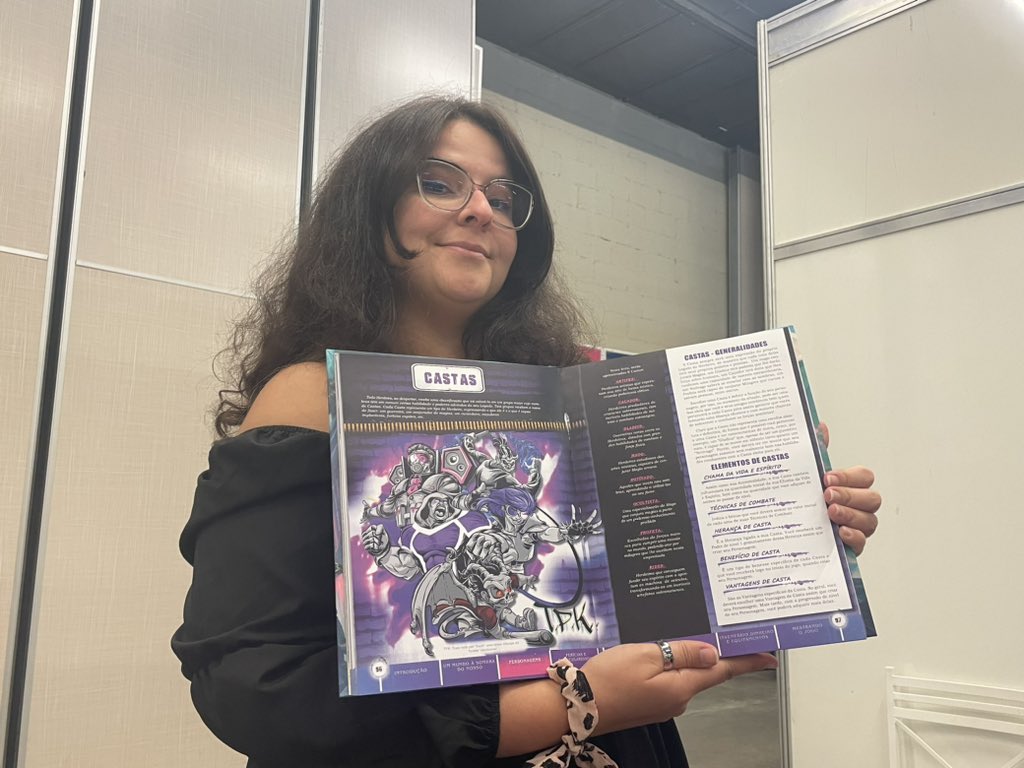 nadja_lirio_'s tweet photo. MÃE, TÔ NUM LIVRO DE RPG!!!!! #DOFF23 https://t.co/OR9YzvSkIy