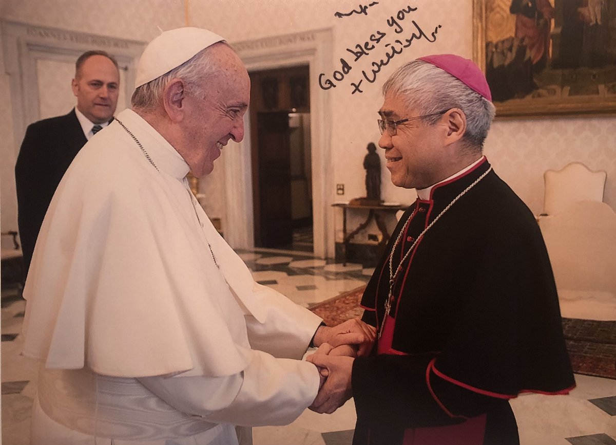 William GOH (*1957) 🇸🇬 Priest in 1985 ⚫️. Archbishop of Singapore 2013 🟣. Cardinal in 2022 🔴. Goh is the 4th Archbishop of Singapore and the 1st cardinal of his country. <a href="/CatholicsSg/">Catholic Church SG</a> <a href="/govsingapore/">Singapore Government</a>