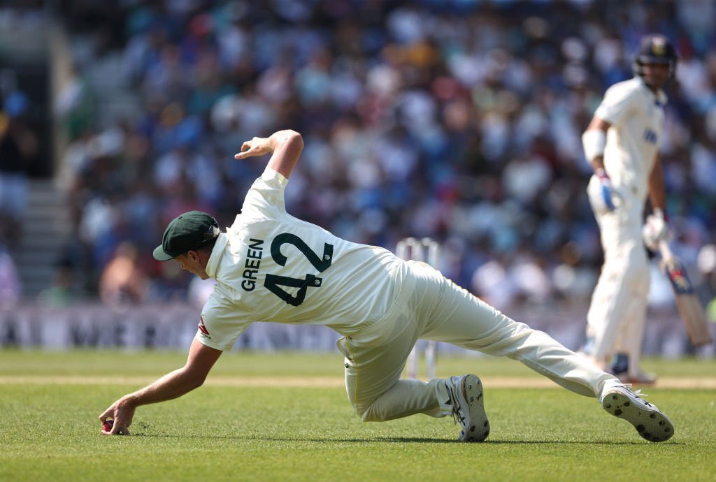 TweetWaghmare's tweet photo. It was not out we see the same moment #bringbackgill NOT OUT https://t.co/IXGAEacpNo
