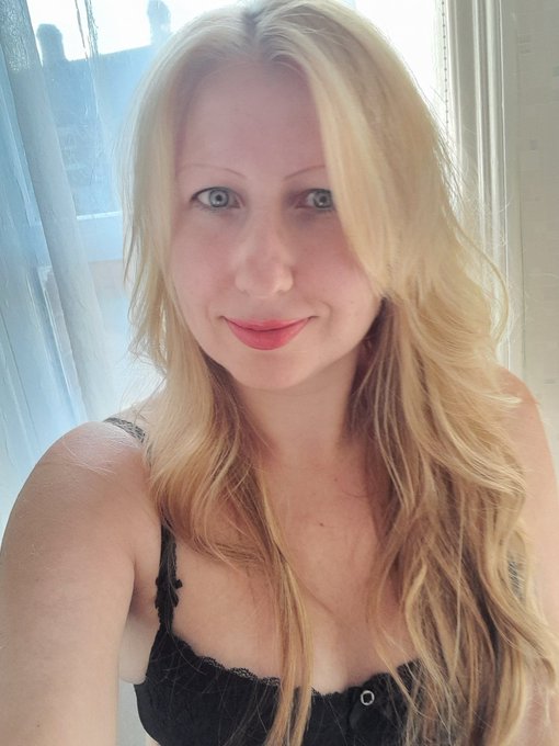 Happy weekend to all ;) #London #UnitedKingdom https://t.co/X1asbFpaD2<a href="/tag/london"class="tags">#London</a><a href="/tag/unitedkingdom"class="tags">#UnitedKingdom</a>