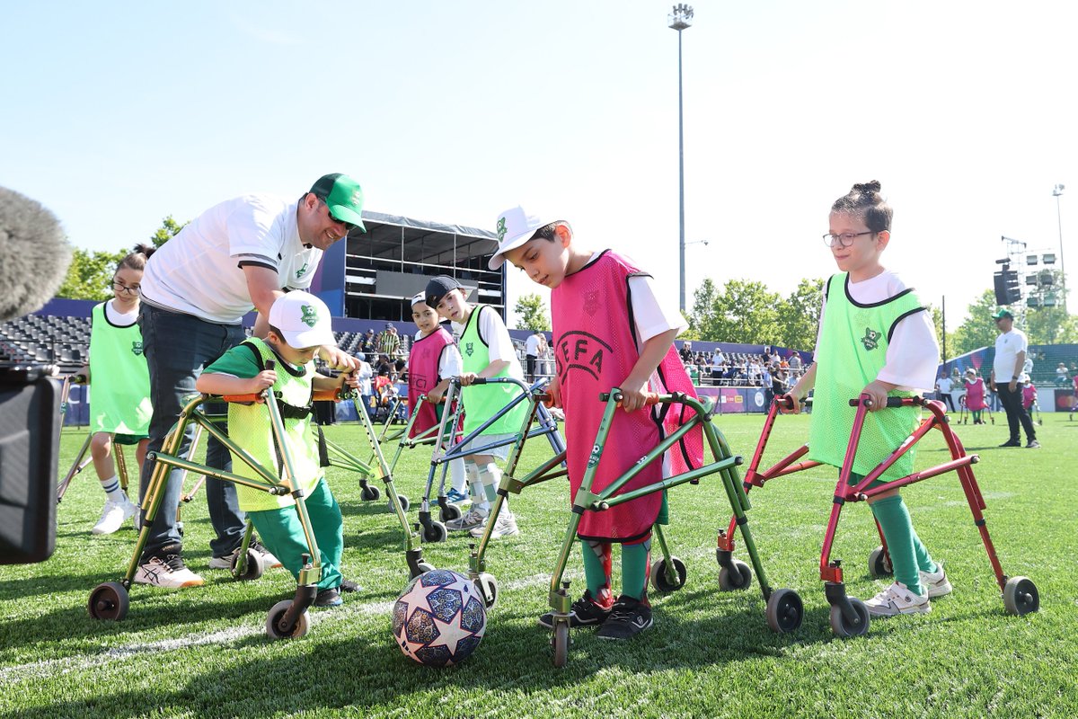 ⚽ Everyone who wants to play should have access to football. 

❤️ Today at the Champions Festival in Istanbul, we've hosted games featuring local children from <a href="/SpecialOlympics/">Special Olympics</a> and kids living with Cerebral Palsy. Thanks for joining us, everyone!

#FootbALL