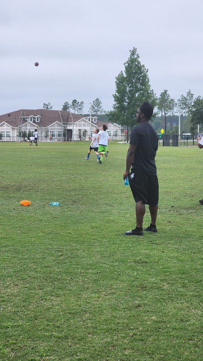 @Rharr_15 ronnie Harrison football camp thank you brother!