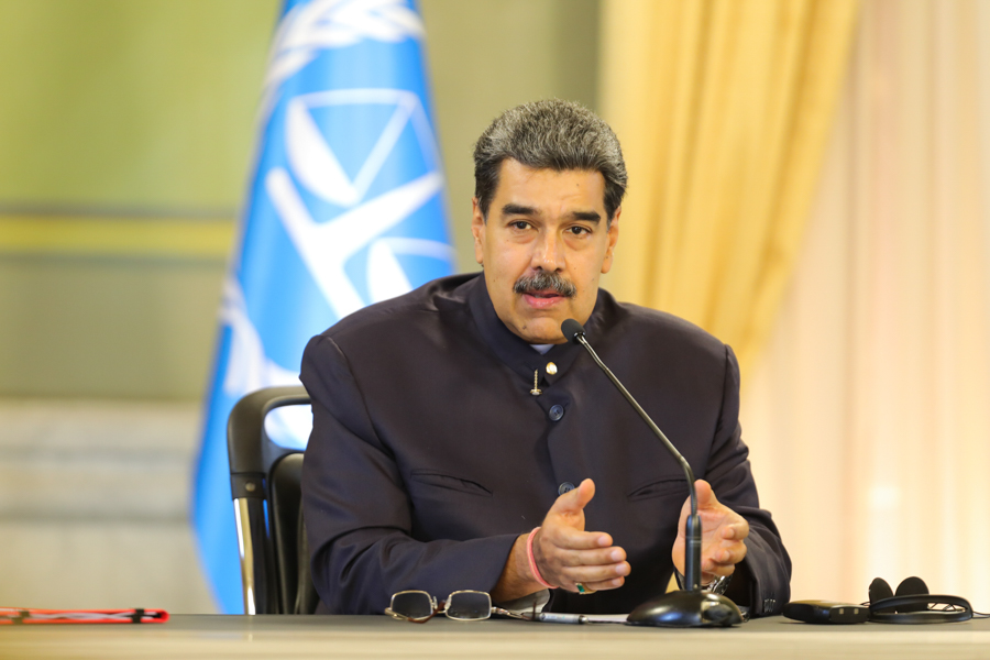 #NotiMippCI 📰 Presidente Maduro: En Venezuela hay un Estado garante de los Derechos Humanos . Lea más ⏩ 
#VenezuelaGaranteDeLosDDHH
acortar.link/gHXH3m
