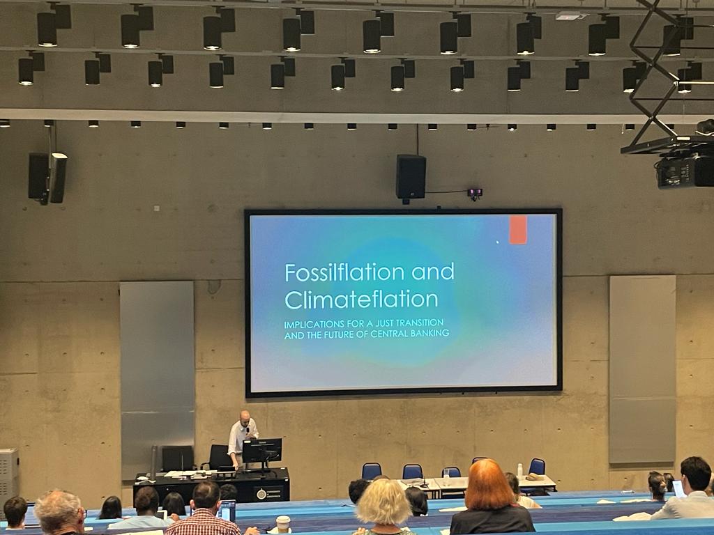 thomsiaae's tweet photo. Next, a fascinating panel with @katie_kedward on nature as an asset class, @D_Barmes (@PositiveMoneyUK) on fossilflation and climateflation and @YannisDafermos on the contradictions between climate finance and global justice. https://t.co/GGY3YWlPXF