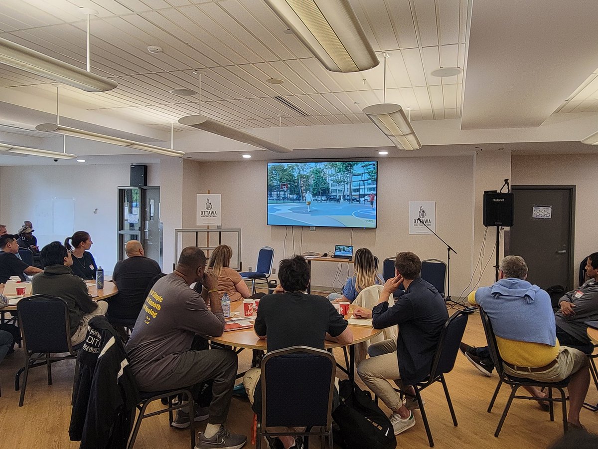 Ottawa's basketball community comes together for the 1st #basketballSUMMIT

Le pouvoir du sport, un potentiel immense pour notre ville. 

🏀🏀🏀🏀