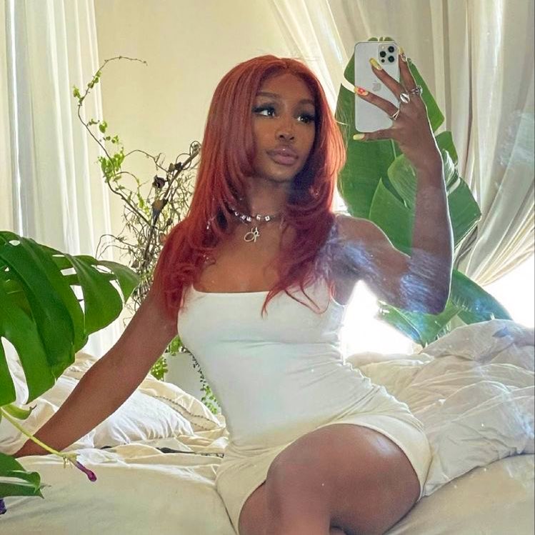 Sza in ginger hair suits her well