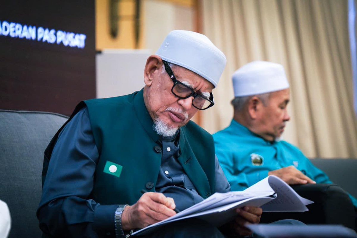 titm_official's tweet photo. Menghadiri Liqa’ Fikri PAS Pusat di Port Dickson, Negeri Sembilan hari ini. Program Tarbiyyah Ruhiyah inilah yang membezakan PAS dengan parti-parti lain. https://t.co/0eA6n7seqz