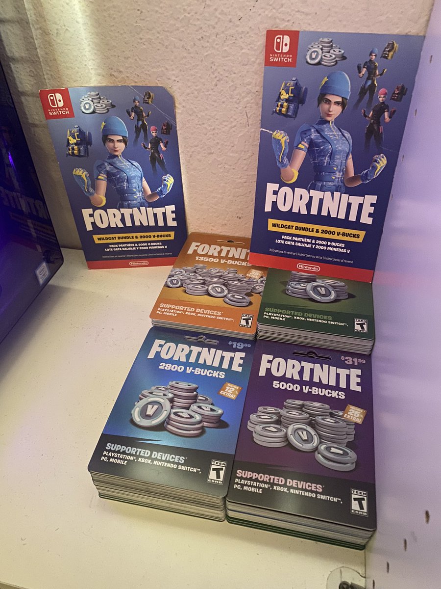 <a href="/FortniteGame/">FortniteGame</a> Giving some VBucks to People that interact with this tweet ❤️♻️

Awarding active followers later on as always 🫂