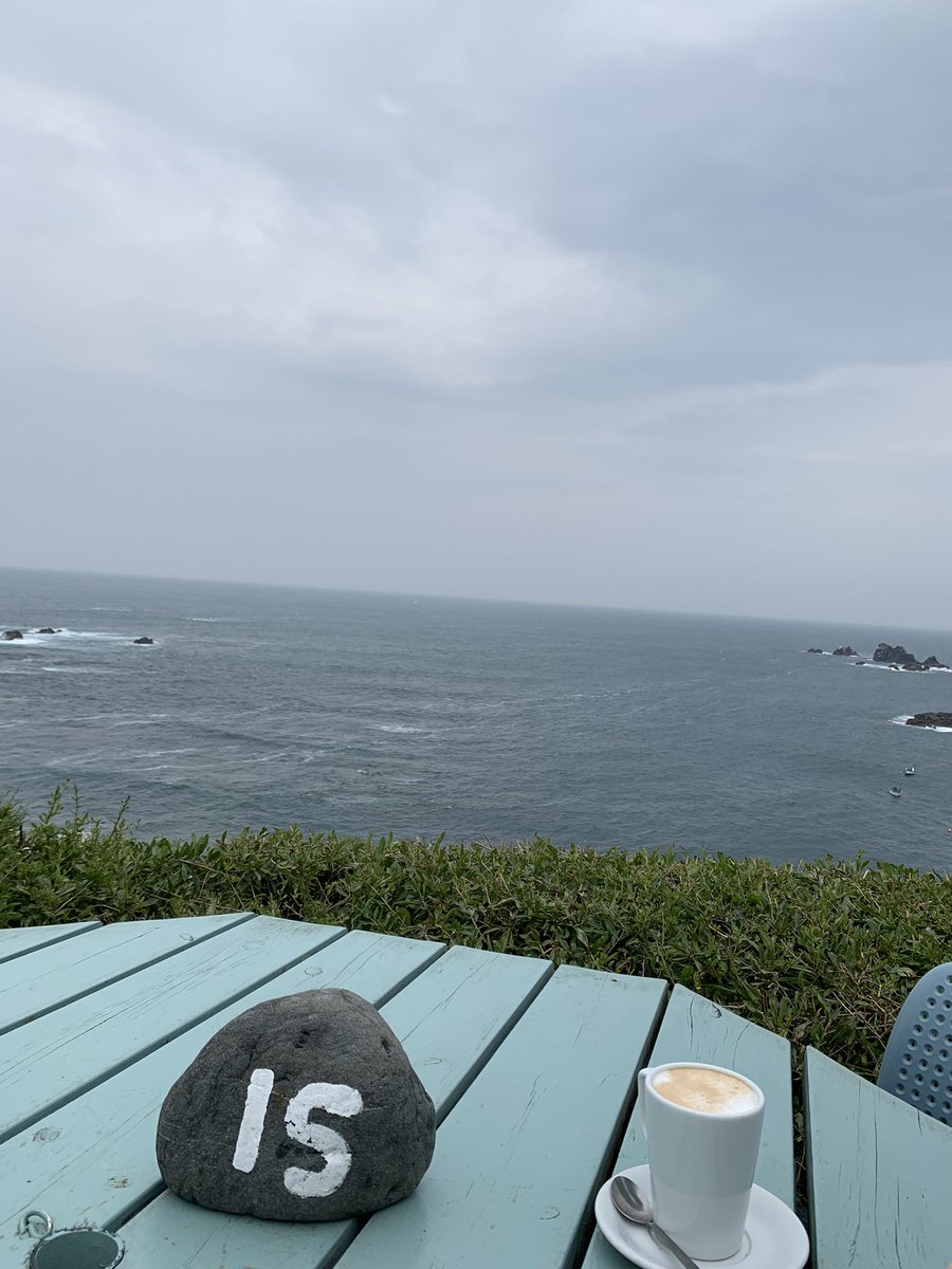 CarolineLehane's tweet photo. With the most southerly latte, the most southerly jam & cream doughnut, the most southerly scone-eating sparrow on mainland U.K., fresh sea air and wonderful views, Lizard Point has much to offer! #LizardPoint #TheLizard #Cornwall https://t.co/QRcHqZPSJ1