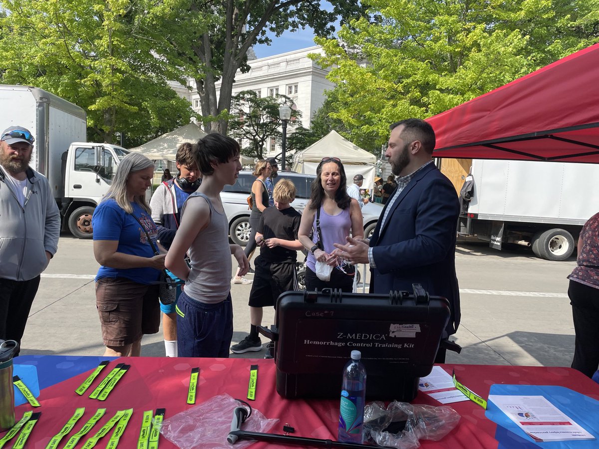 Wisconsin Trauma (@wisconsintrauma) on Twitter photo Trauma Tom and Mary <a href="/DaneCoFM/">Dane Co Farmers' Mkt</a> with community prevention partners <a href="/DAISofDaneCo/">DAIS</a> and <a href="/4RainbowProject/">The Rainbow Project</a> 4 Safety Saturday Trauma Tom and Mary <a href="/DaneCoFM/">Dane Co Farmers' Mkt</a> with community prevention partners <a href="/DAISofDaneCo/">DAIS</a> and <a href="/4RainbowProject/">The Rainbow Project</a> 4 Safety Saturday