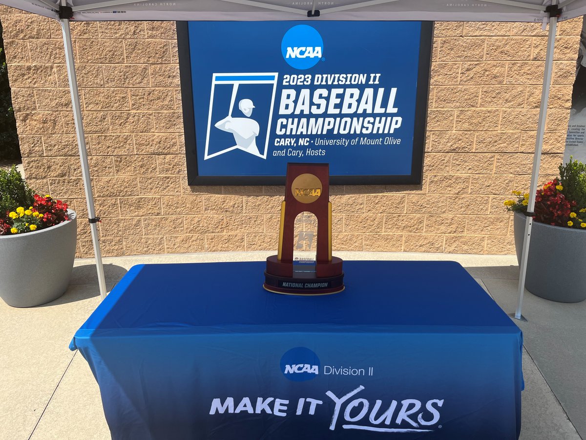 Championship Day🏆

@RollinsSports🆚@RamsASUbaseball 

📅 TODAY
⏰ 1:30 PM (EST)
🏟️ USA Baseball National Training Complex
📍Cary, NC

Come take your picture with the Championship trophy and watch the two best @NCAADII Baseball compete! #D2BSB