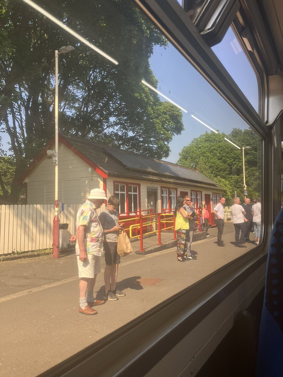 driveandpray's tweet photo. Homeward bound and the glory of the @TVCRP @northernassist busy at #Halwhistle https://t.co/401l1LknuY
