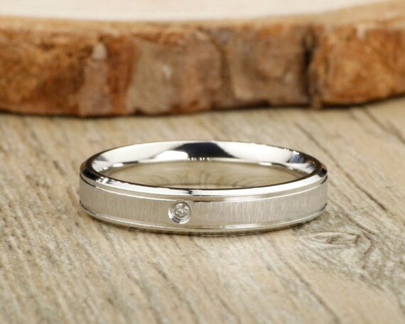 JRingStudio's tweet photo. Handmade Matte Wedding Band, Women Ring, Couple https://t.co/BTqrUnqdWu #handmade #womenrings #personalizedring #whitegold #matte @etsymktgtool https://t.co/UfkPIOgKi2