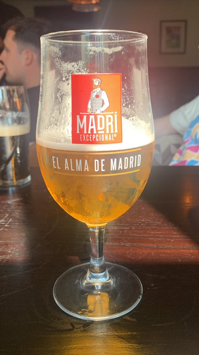 Hello Twitter.

We are live from the Stokesley end of season do. 

Award photos to follow…

#UTW