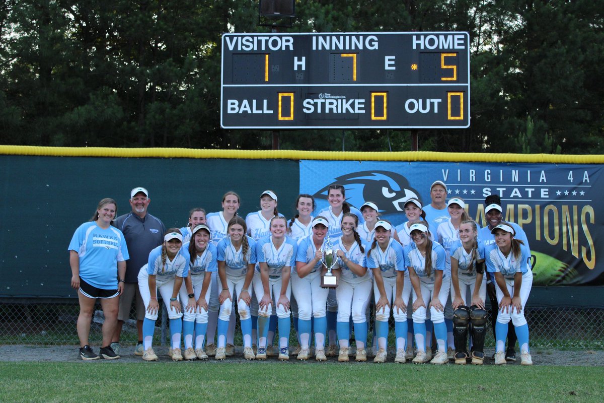 The season didn’t end how we planned, but it was still a great season for the Hawks!! Until next year 💙💚