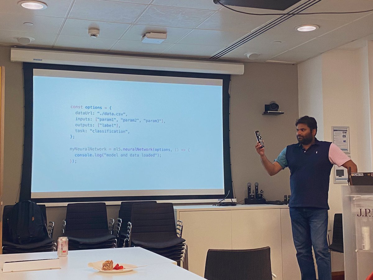At the workshop’s room, @i_markandey is facilitating an amazing session 👉Algorithms to Asanas : Unlocking the Power of Yoga with Tensorflow.js #GoogleIO2023 #gdg