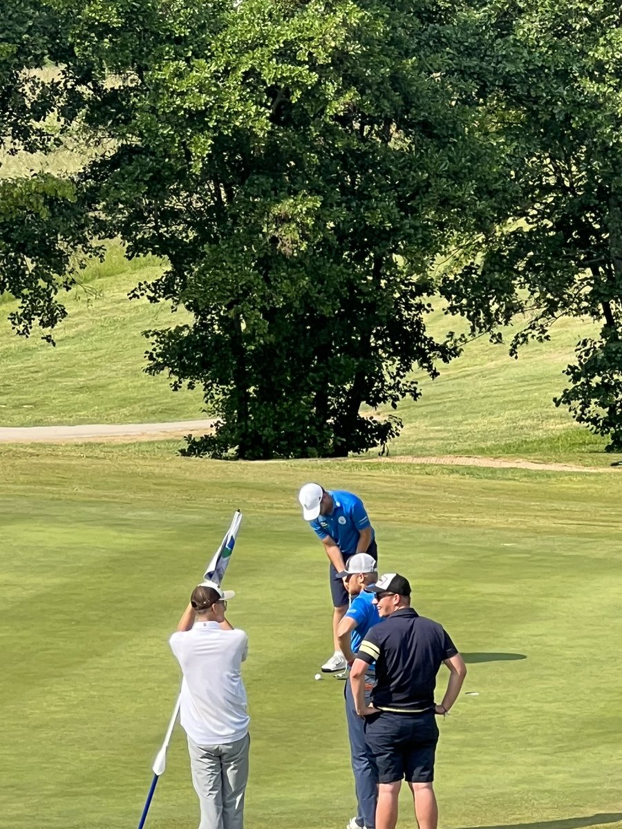 RalfBockstedte's tweet photo. Spieltag! Bundesliga in Hösel. #DGL #golf #gchösel https://t.co/V5Dauh0gkX