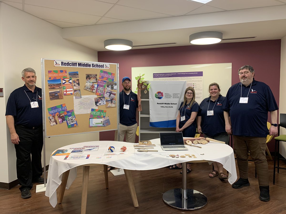 redclifftweets's tweet image. A group of @redclifftweets educators represented all staff and students of Redcliff Middle School at the University of Ottawa with over 50 schools across the nation @PlayJouerCanada conference