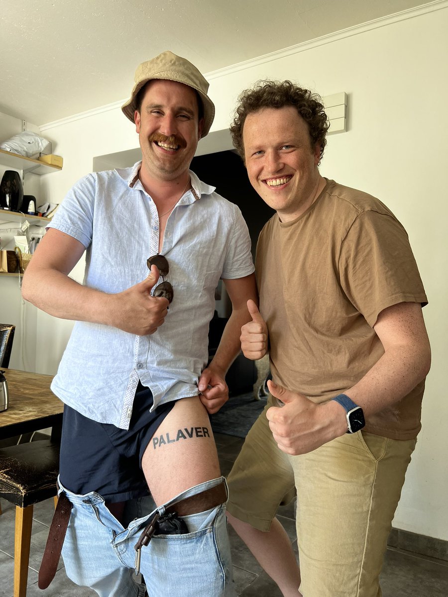 Echte fans zetten tattoos van hun favoriete podcast. We vieren 100 bonus afleveringen van Palaver met het levensverhaal van legende en epicus Kamp,  nu te beluisteren op patreon com palaver. 

Geef mij geld.

#sekte #palaver #podcast