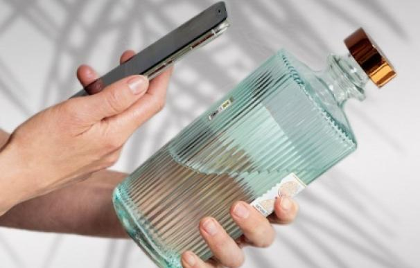 ErnestoLen6's tweet photo. Las empresas apuestan por la tecnología para poner en jaque a las falsificaciones https://t.co/n2hQ3BTTJ9 https://t.co/0IuivvDp2t