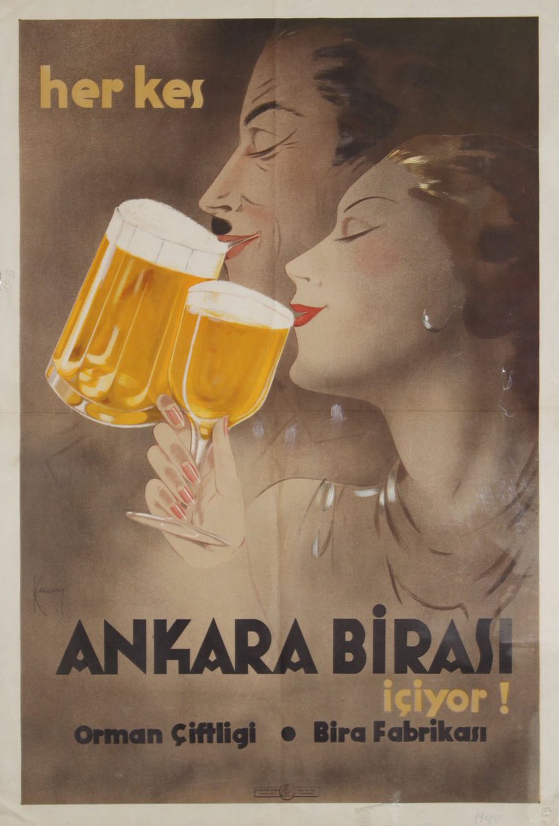 Il autorise la vente de porc et encourage la consommation de bière. 

Atatürk organise des receptions où hommes et femmes se côtoient, mangent et dansent ensemble. 

Tout en encourageant les femmes à se vêtir à l’occidentale et de manière plus ‘libre’ (plus dénudées).