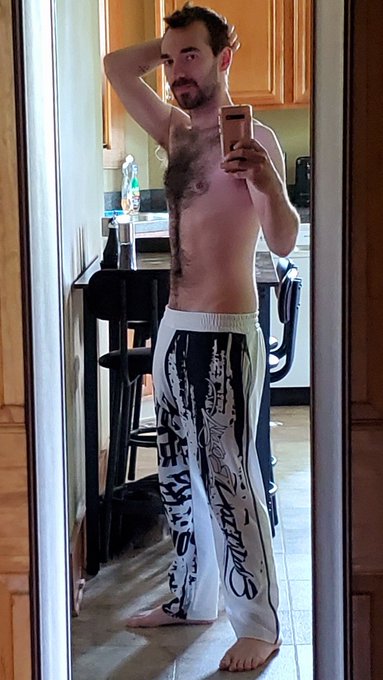 Morning! Just a reminder that my #OnlyFans is on sale for the rest of the month for $3 for 1800+pieces<a href="/tag/onlyfans"class="tags">#OnlyFans</a><a href="/tag/pride"class="tags"><span>#pride</span></a><a href="/tag/pridemonth"class="tags"><span>#pridemonth</span></a><a href="/tag/onlyfan"class="tags"><span>#onlyfan</span></a><a href="/tag/onlyfansmodel"class="tags"><span>#onlyfansmodel</span></a><a href="/tag/onlyfansbabe"class="tags"><span>#onlyfansbabe</span></a>