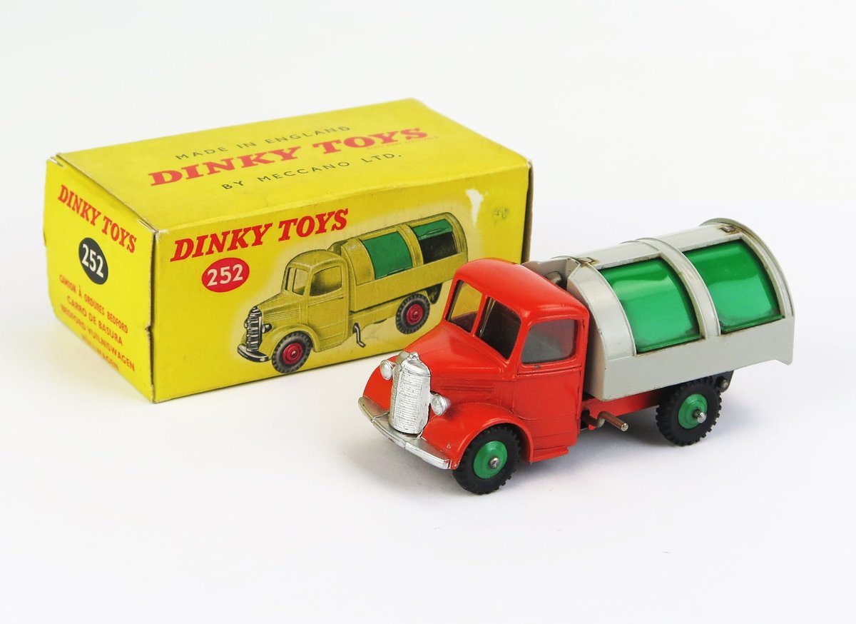 info_piers's tweet photo. June 20th will host another great section of Dinky Toys up for auction with 120+ lots starting from lot 1050.

https://t.co/SDTatnXPRL

#dinky #corgi #matchbox #hotwheels #porsche #thunderbirds #vintagetoys #auction #auctioneer #exmouth #budleighsalterton #sidmouth #exeter https://t.co/UGnrXG3PdY