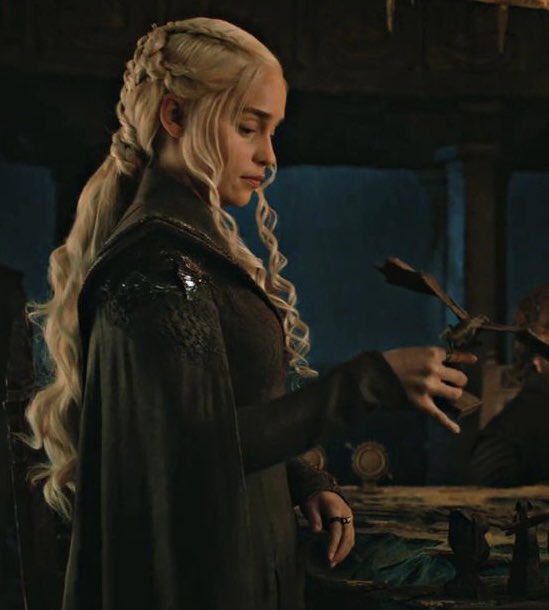 GOT would be nothing without her and dragons