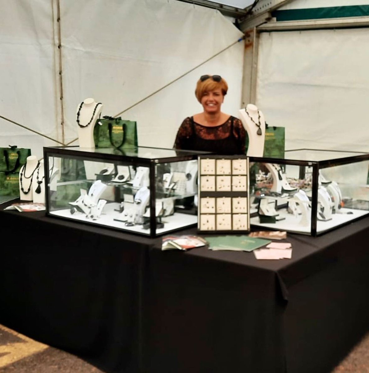 museumwhitbyjet's tweet photo. At this years #YorkshireFossilFestival we’re showcasing the world’s largest specimen of #WhitbyJet, covered with impressions of shells and marine life from the Jurassic era.
The specimen will be on display in the Normanby room @WhitbyMuseum with our retail stand in the marquee. https://t.co/eiUj8hZybD