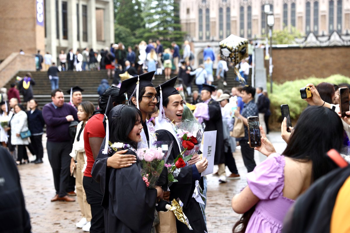 University of Washington tweet media