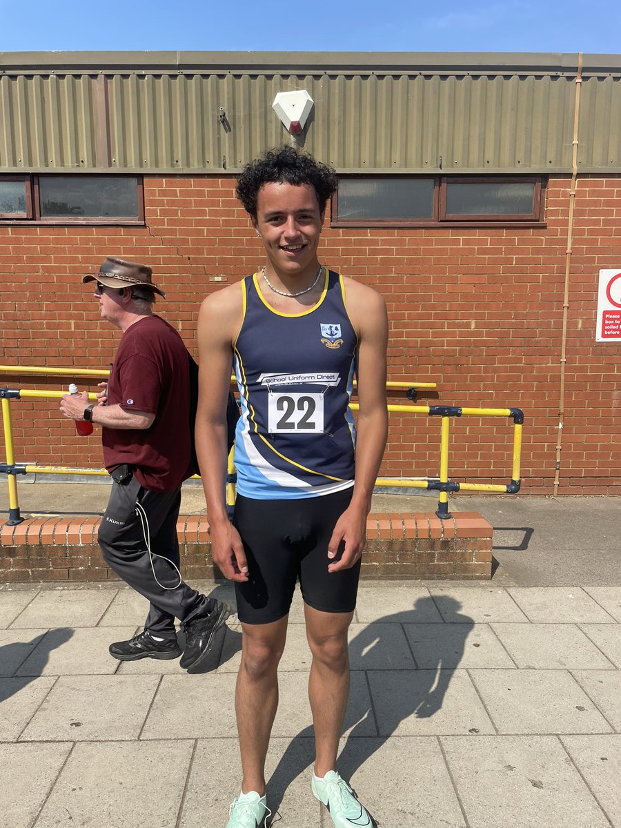 IB 200m Heat 1 ✅➡️ into the final!!