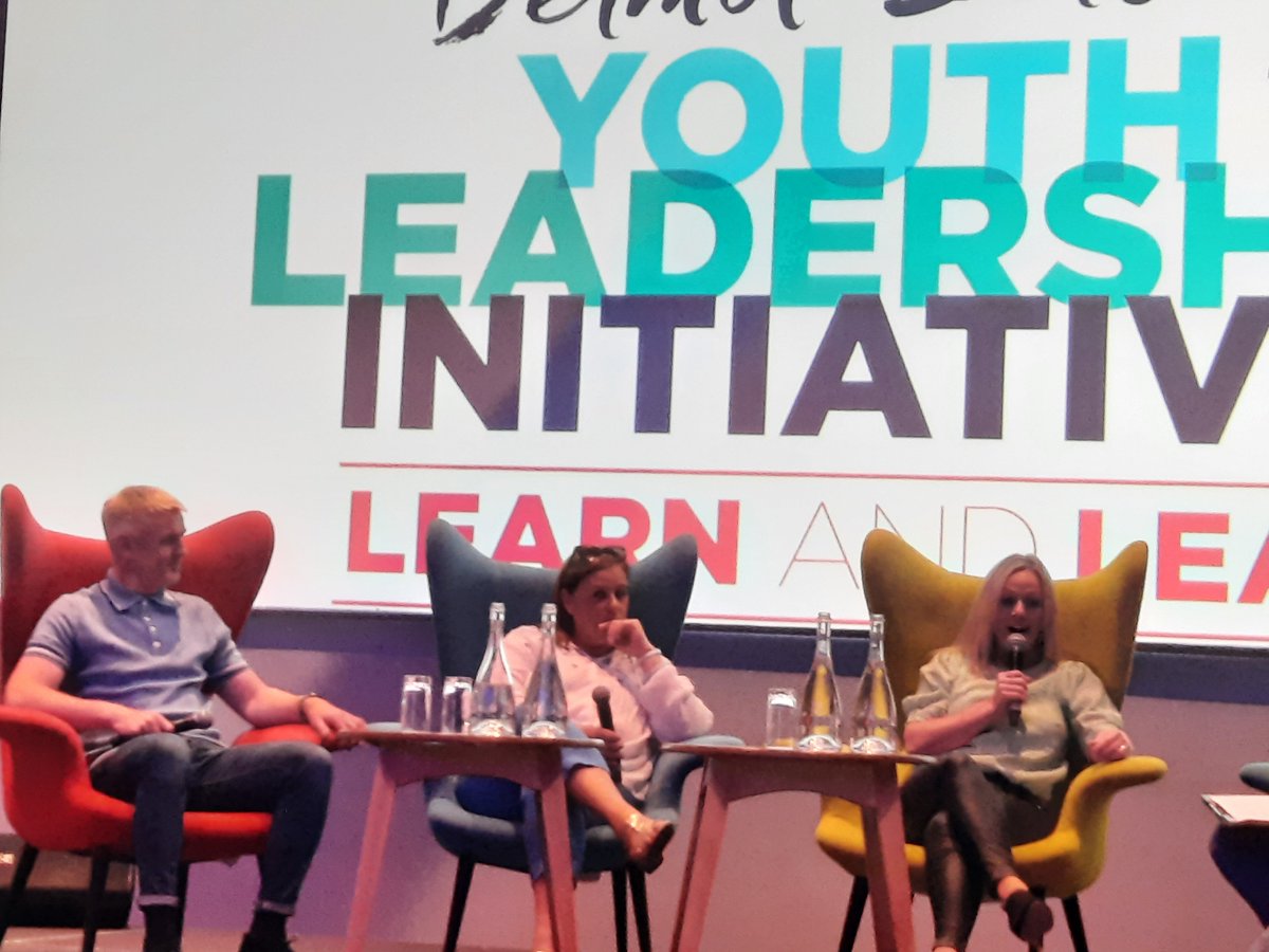 bryangav's tweet photo. Great day recognising achievements of young people that completed the Dermot Earley Youth Leadership Initiative @CrokePark today. A wonderful partnership between @Foroige @officialgaa #weareforoige #deyl https://t.co/qSKyh0I4KY
