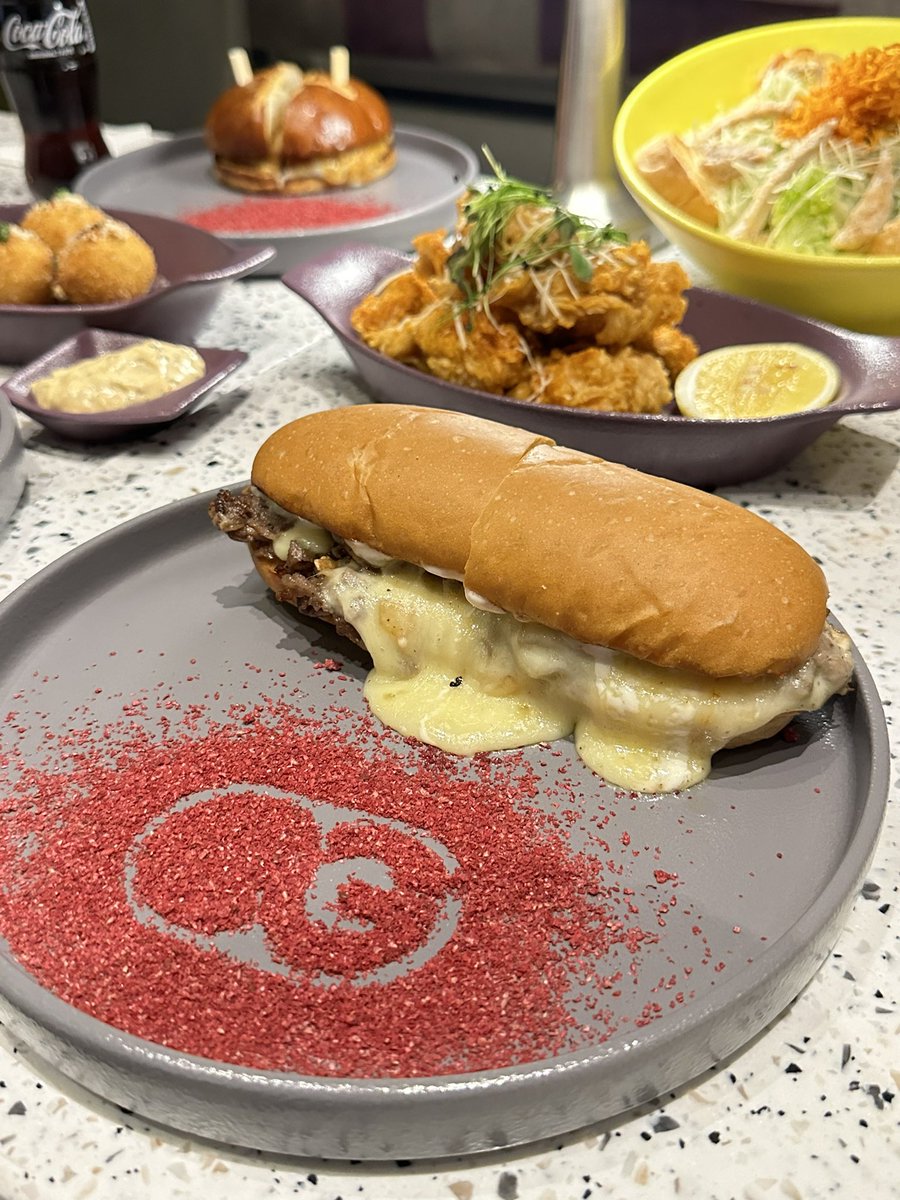 #نيلز_الرياض |🍔☕️ tweet media