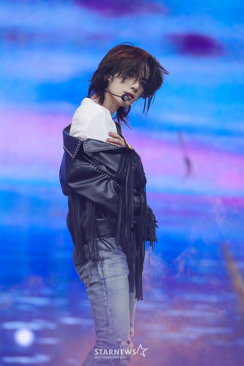 CHOI BEOMGYU FROM TOMORROW X TOGETHER