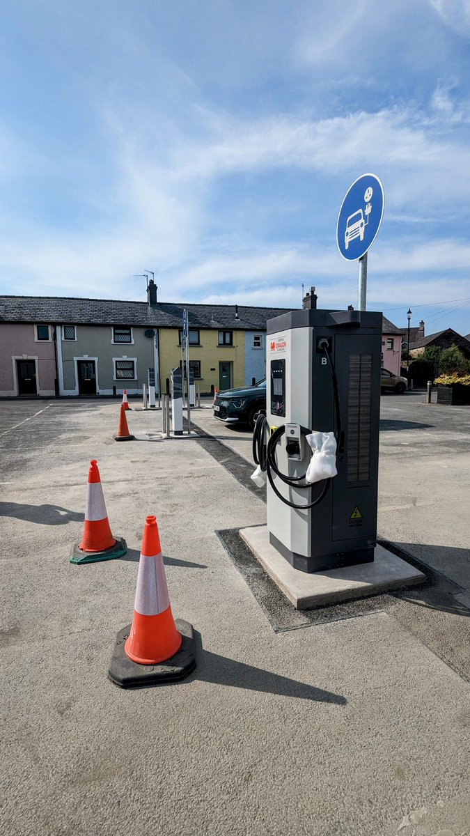 Those EV Guys (James and Dan) tweet media