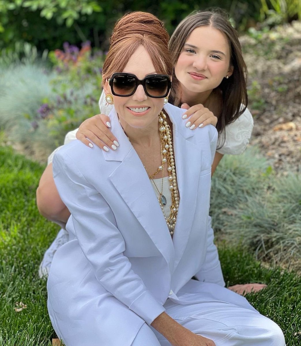 For their chance to win the ultimate care package from aliceandolivia in honor of Mother’s Day!