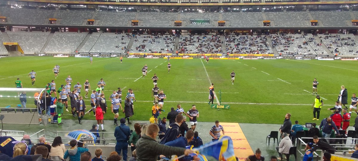 Halftime at Cape Town Stadium. 

@WP_RUGBY 25-0 @SharksRugby 

#WPvSHA #CurrieCup
